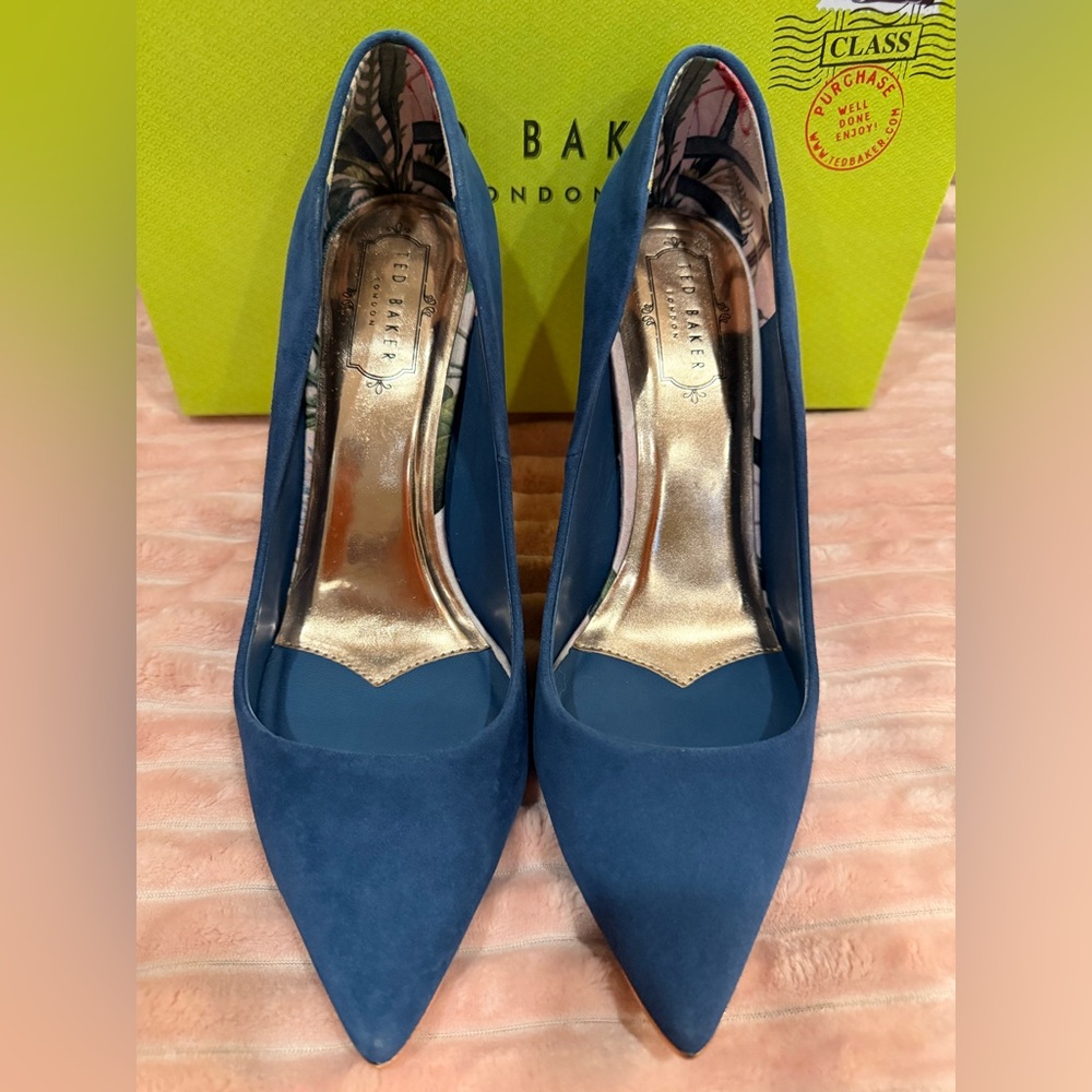 Ted Baker Melnis Denim Blue Heels with Gold Accents - Picture 14 of 16